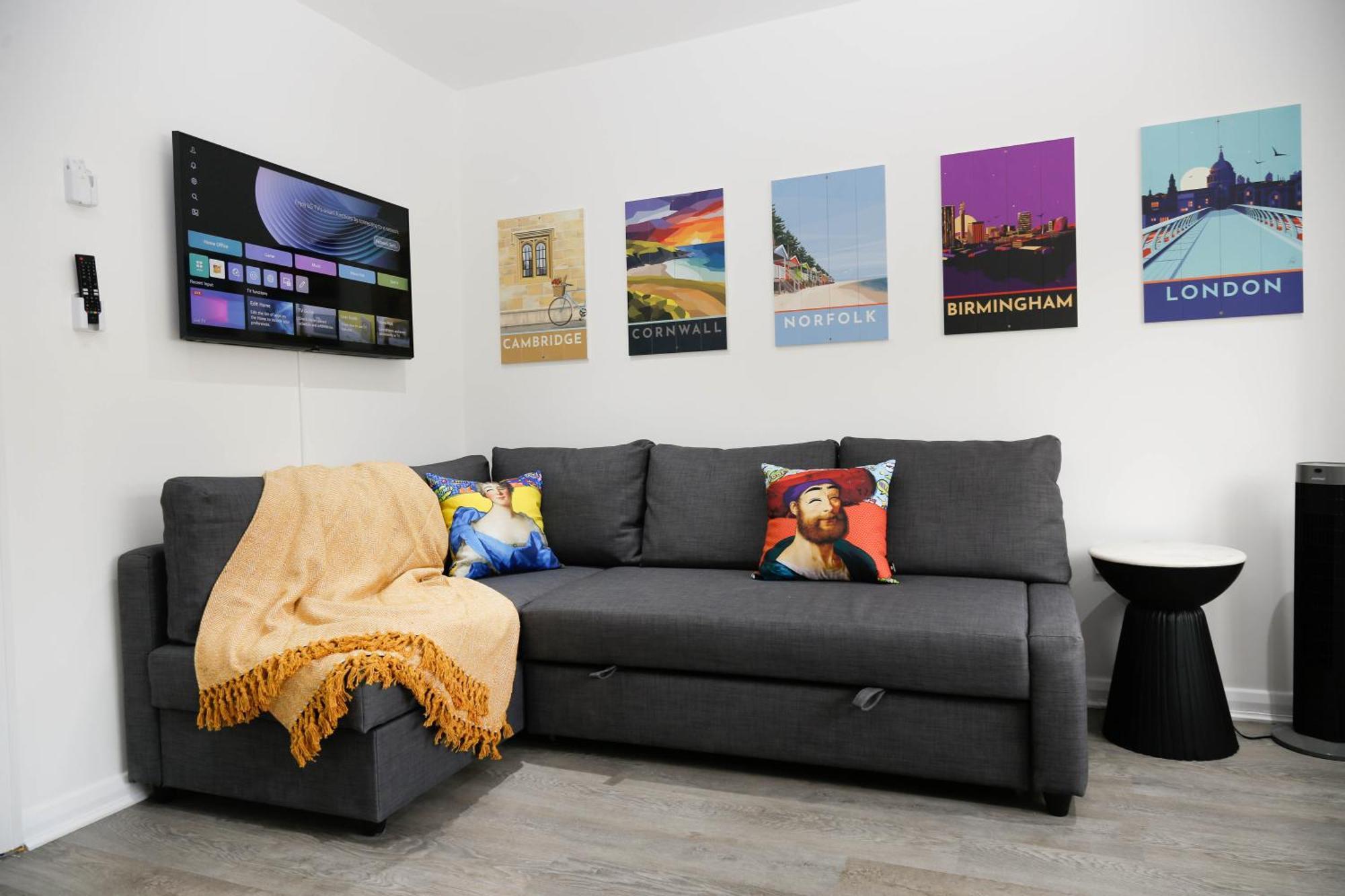 New Luxury Apartments In Central London Next To Shops, Cafes, Bars & Metro ภายนอก รูปภาพ
